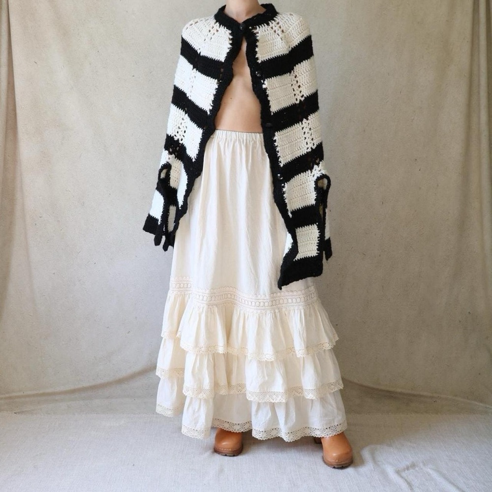 Super 70s Button Down Hand Knit Poncho in Black & White - Picture 5 of 5